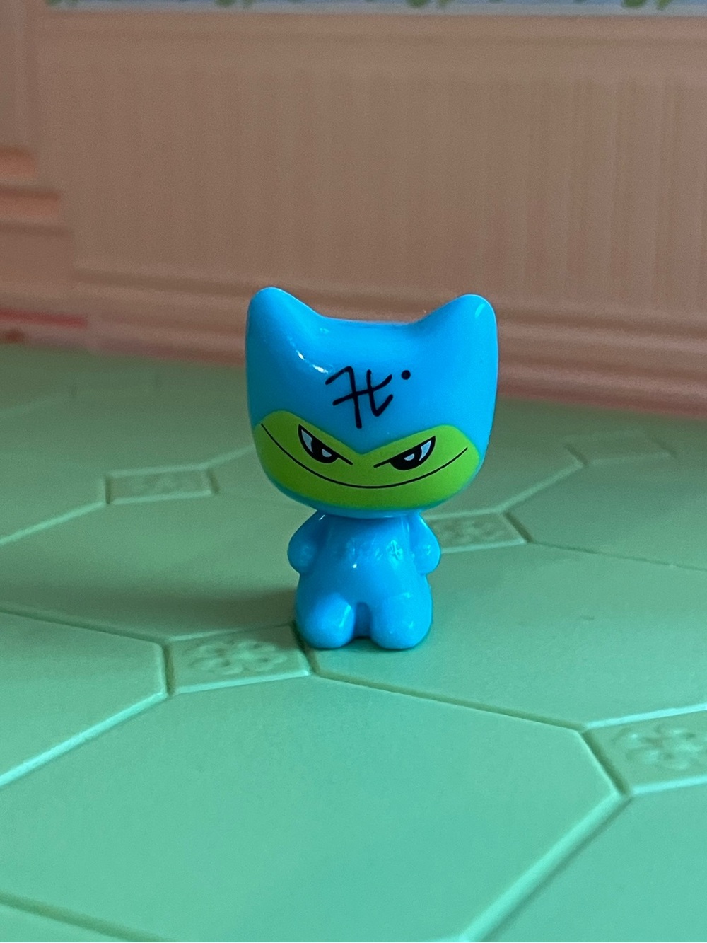 Jato Gogo’s Crazy Bones Figurine